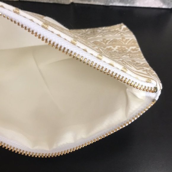 Levtex Monogram Zip Pouch - Metallic - Picture 4 of 4